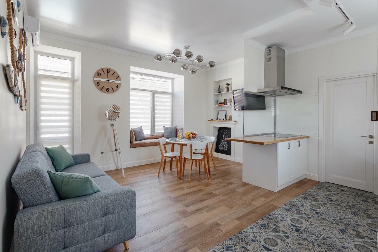 Scandi Apart Odessa Dış mekan fotoğraf