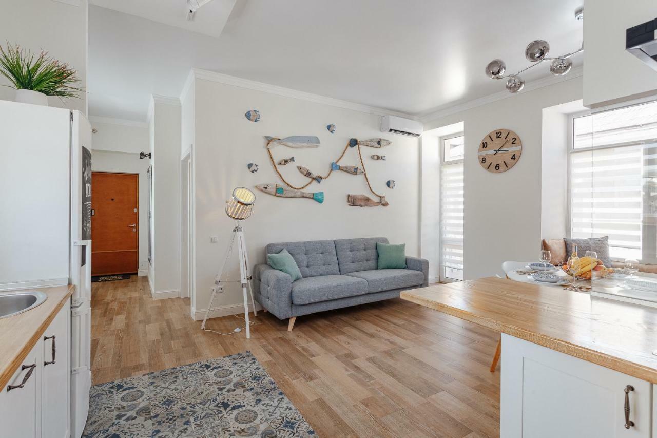 Scandi Apart Odessa Dış mekan fotoğraf